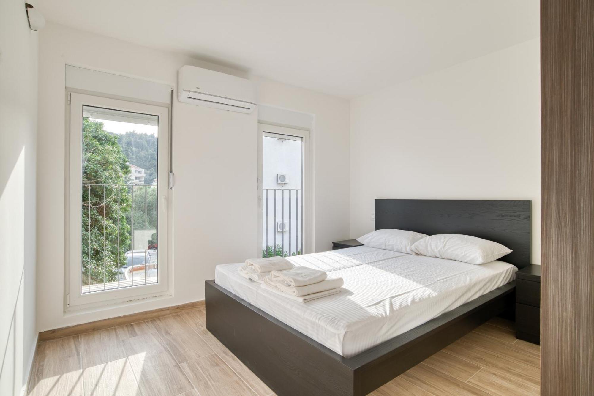 Sm Beach Residence Petrovac ภายนอก รูปภาพ